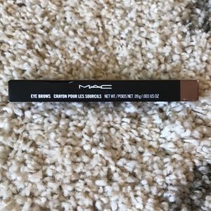 MAC eyebrow pencil/crayon